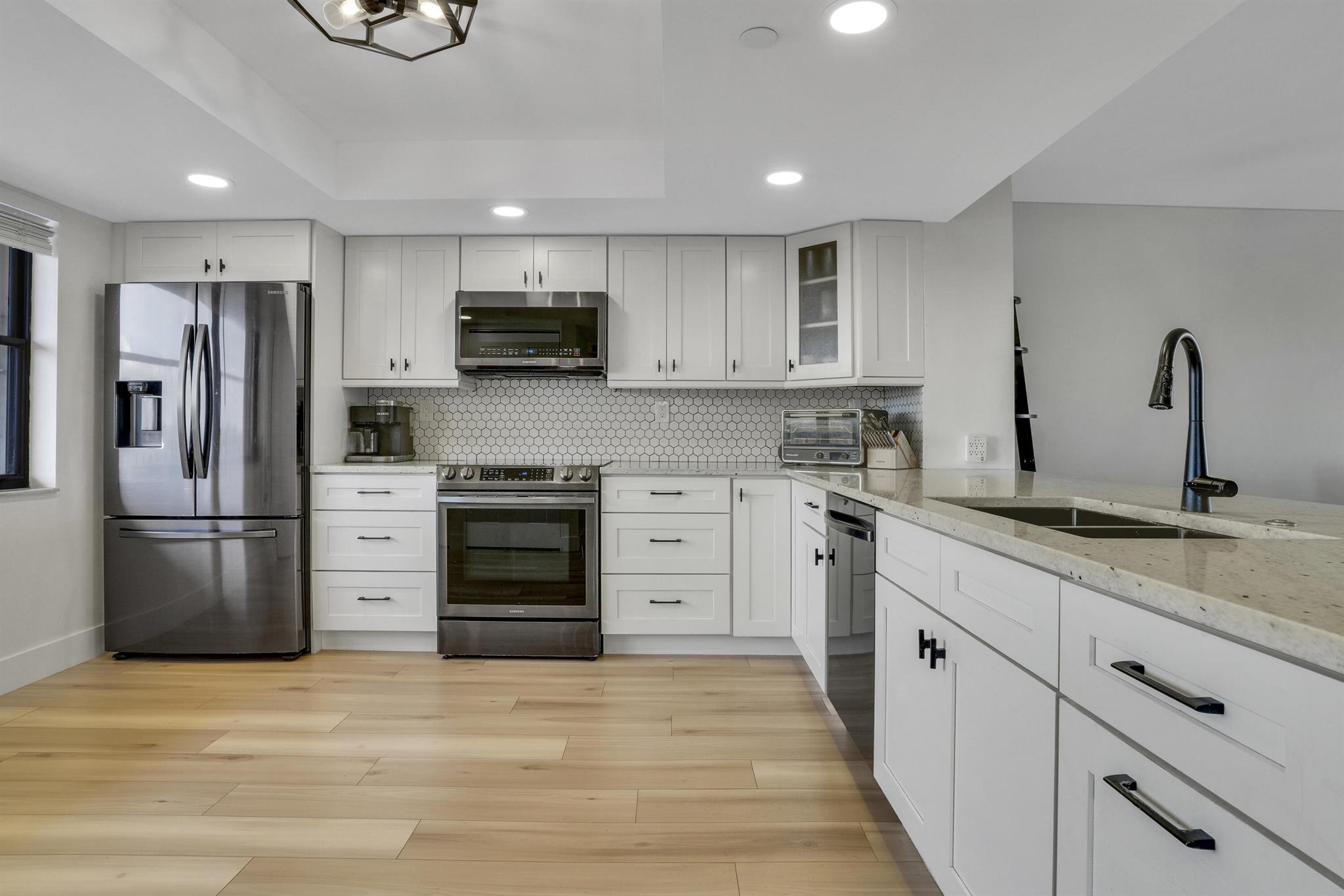 374 Golfview Road 602