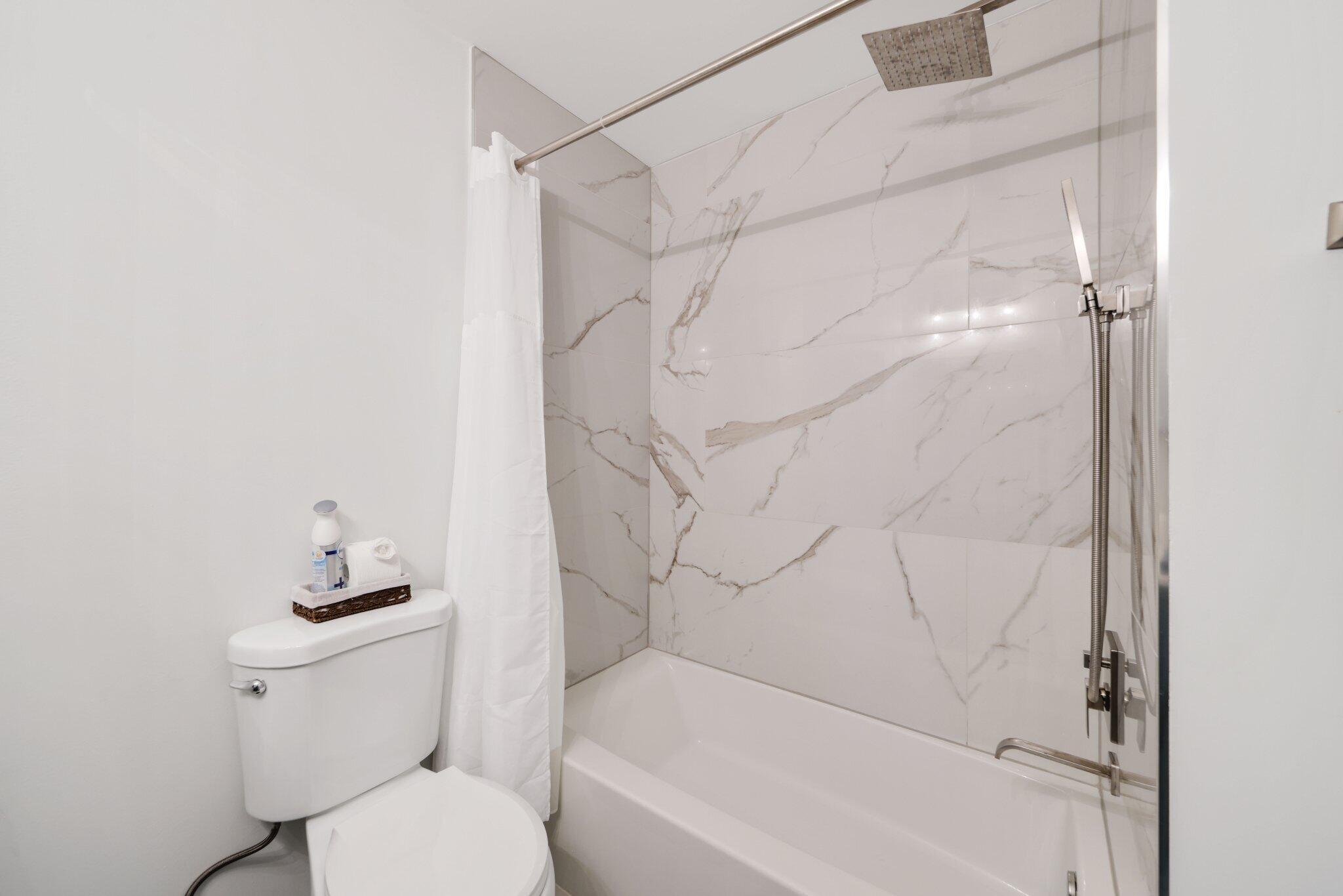 6057 Lauderdale Street