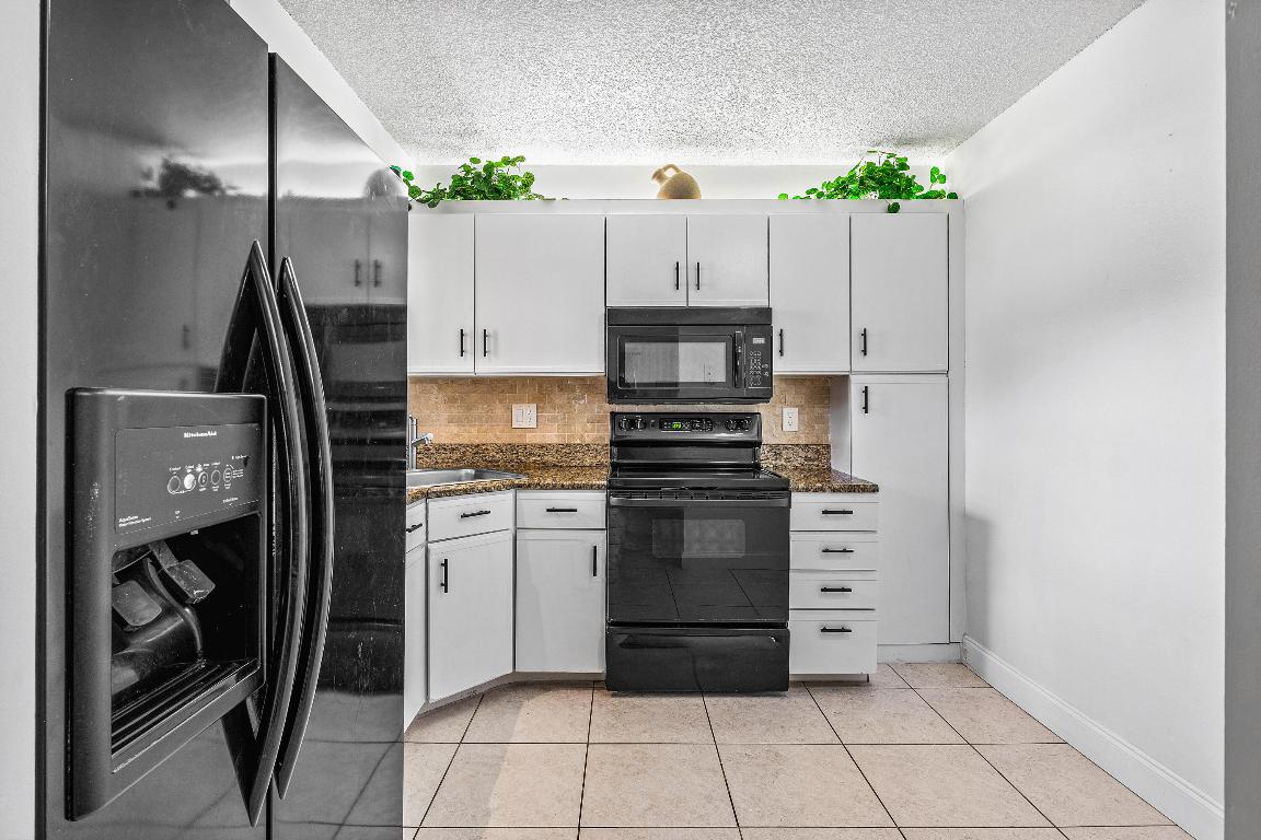 8609 Boca Glades Boulevard W A