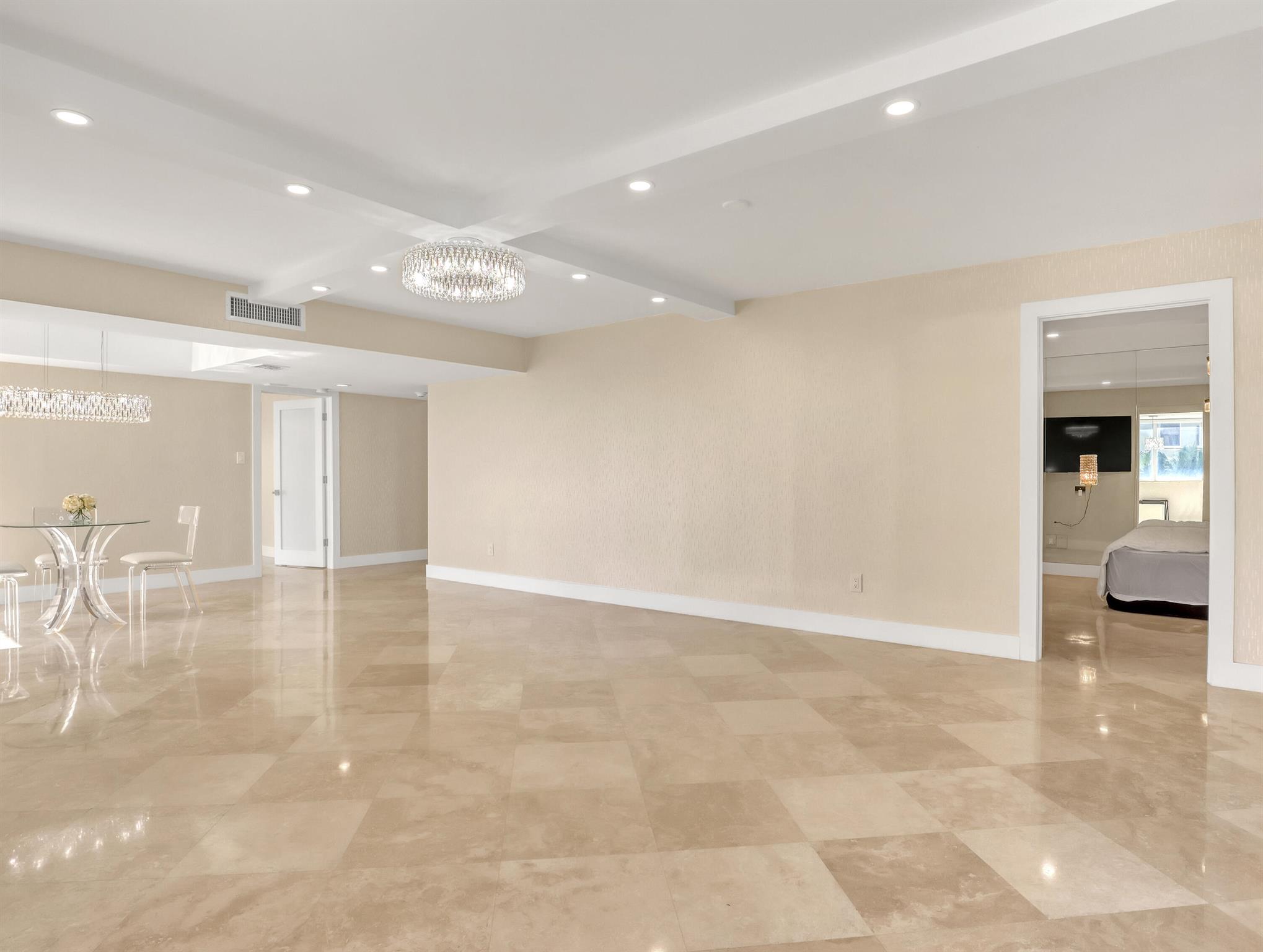 5380 N Ocean Drive 3b