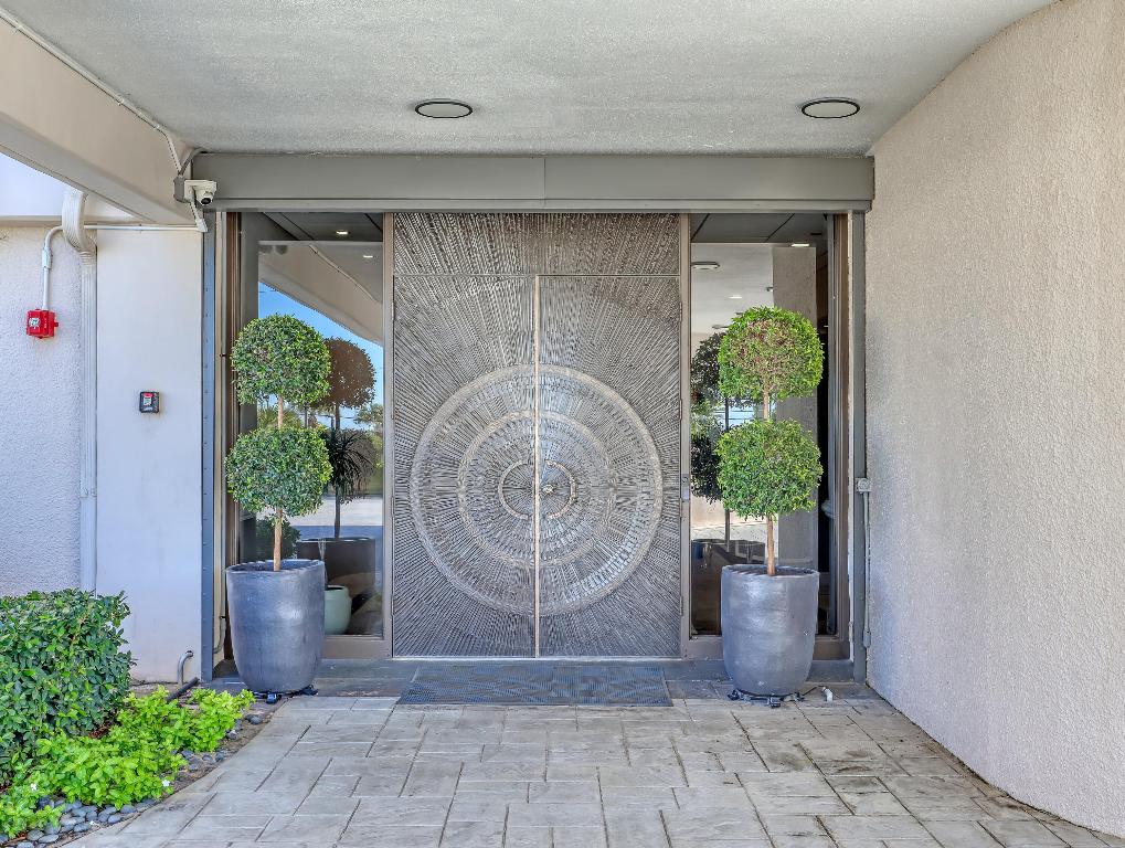 5380 N Ocean Drive 3b