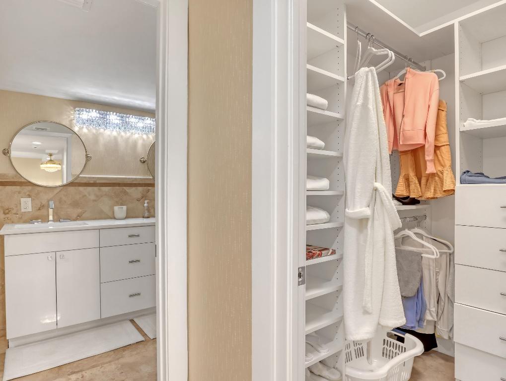 5380 N Ocean Drive 3b