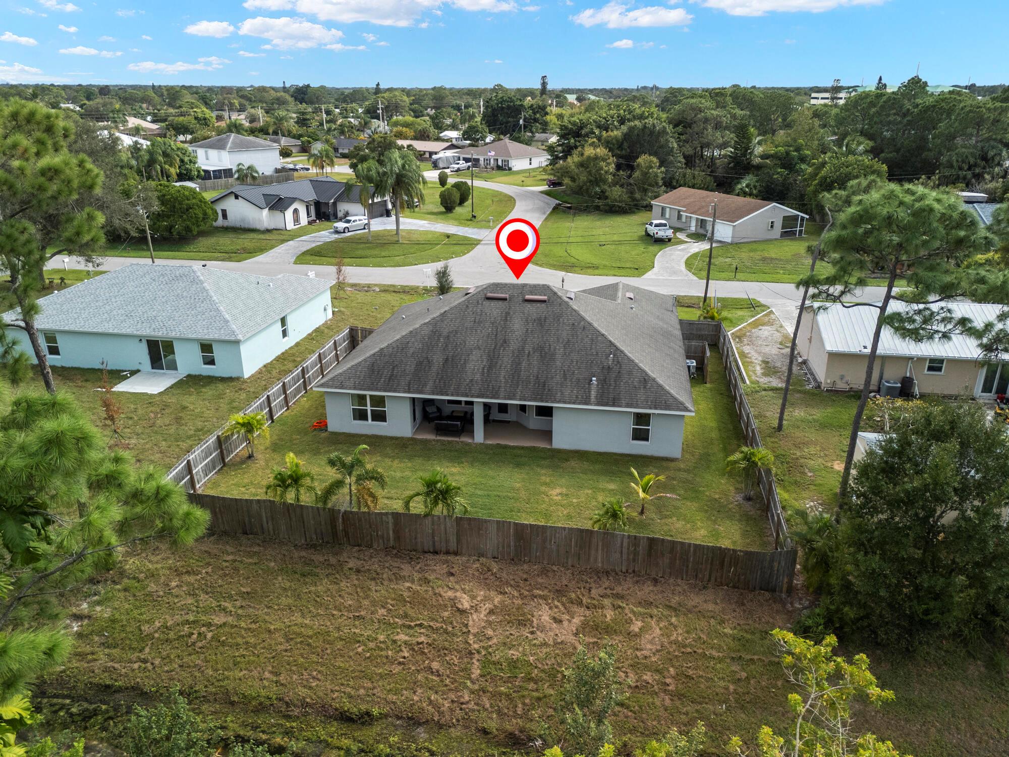 137 SW Pisces Terrace