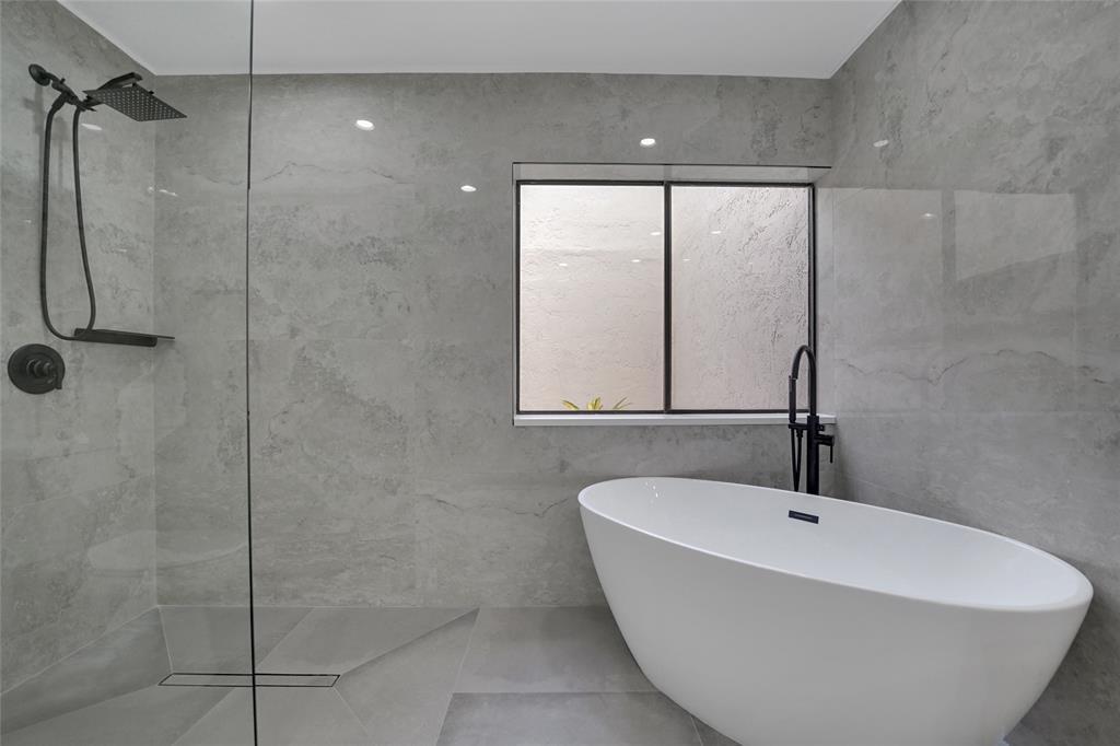 7850 Villa Nova Drive