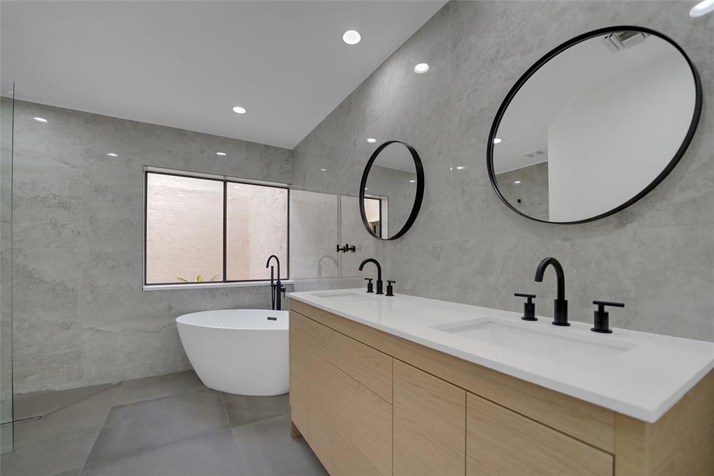 7850 Villa Nova Drive