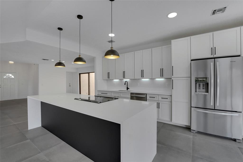 7850 Villa Nova Drive