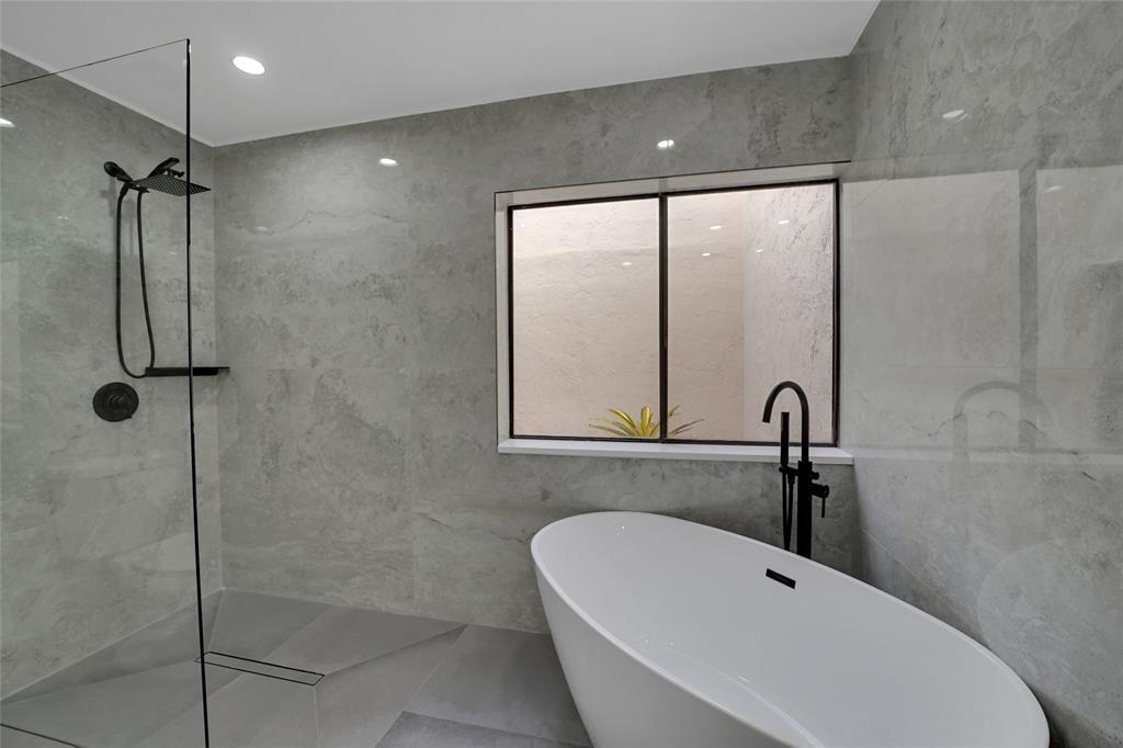 7850 Villa Nova Drive