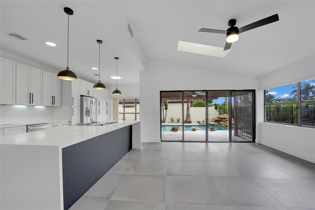 7850 Villa Nova Drive