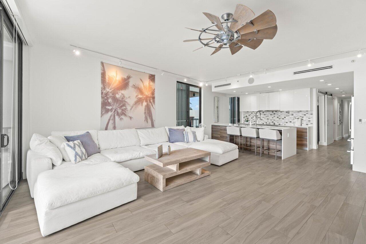 106 Inlet Way 304