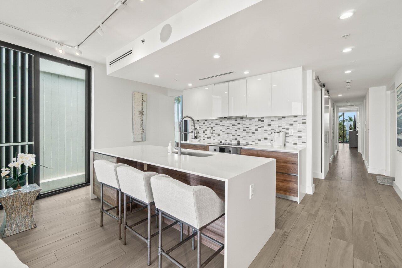 106 Inlet Way 304