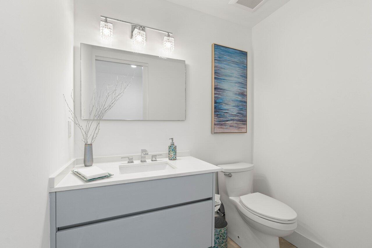 106 Inlet Way 304