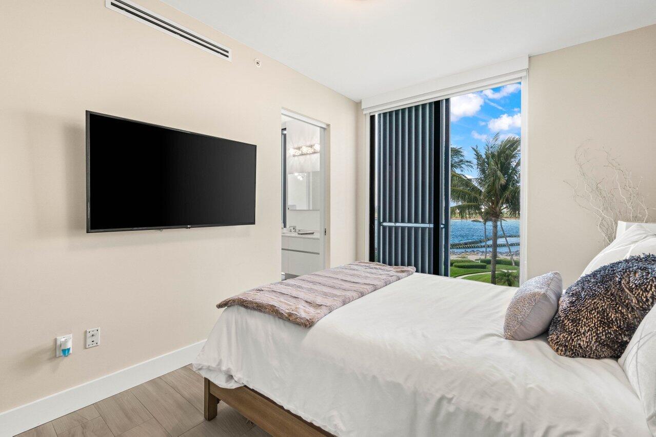 106 Inlet Way 304