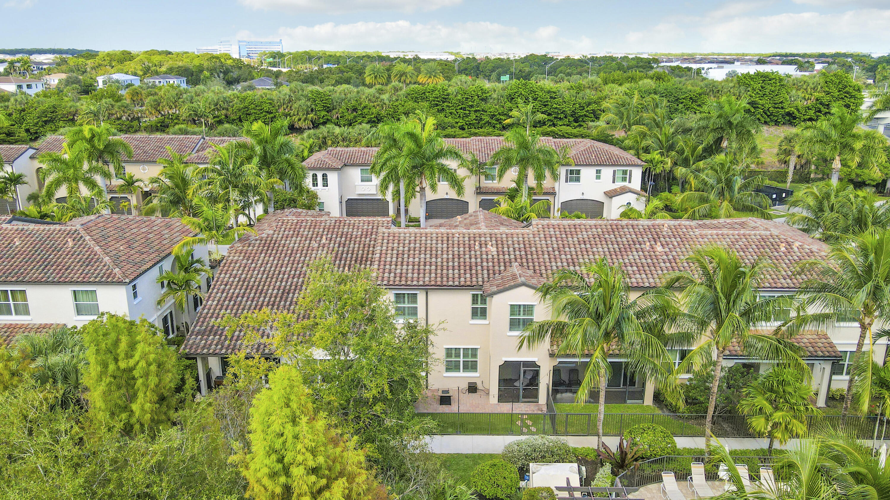 4558 Mediterranean Circle