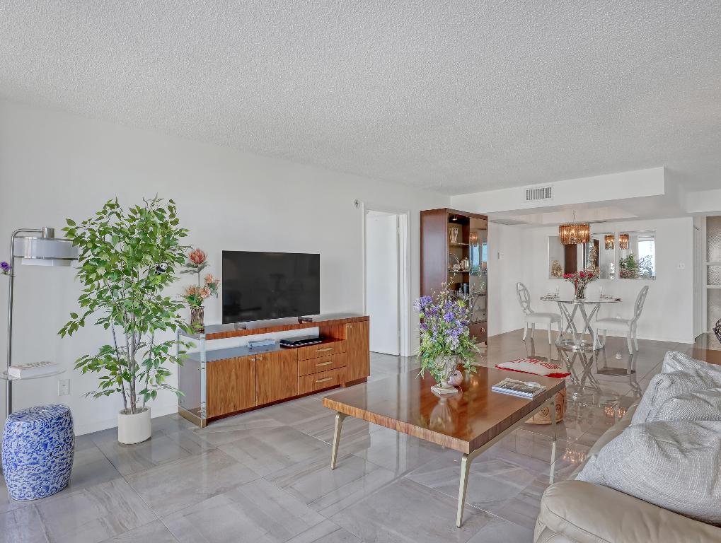 5380 N Ocean Drive 5g