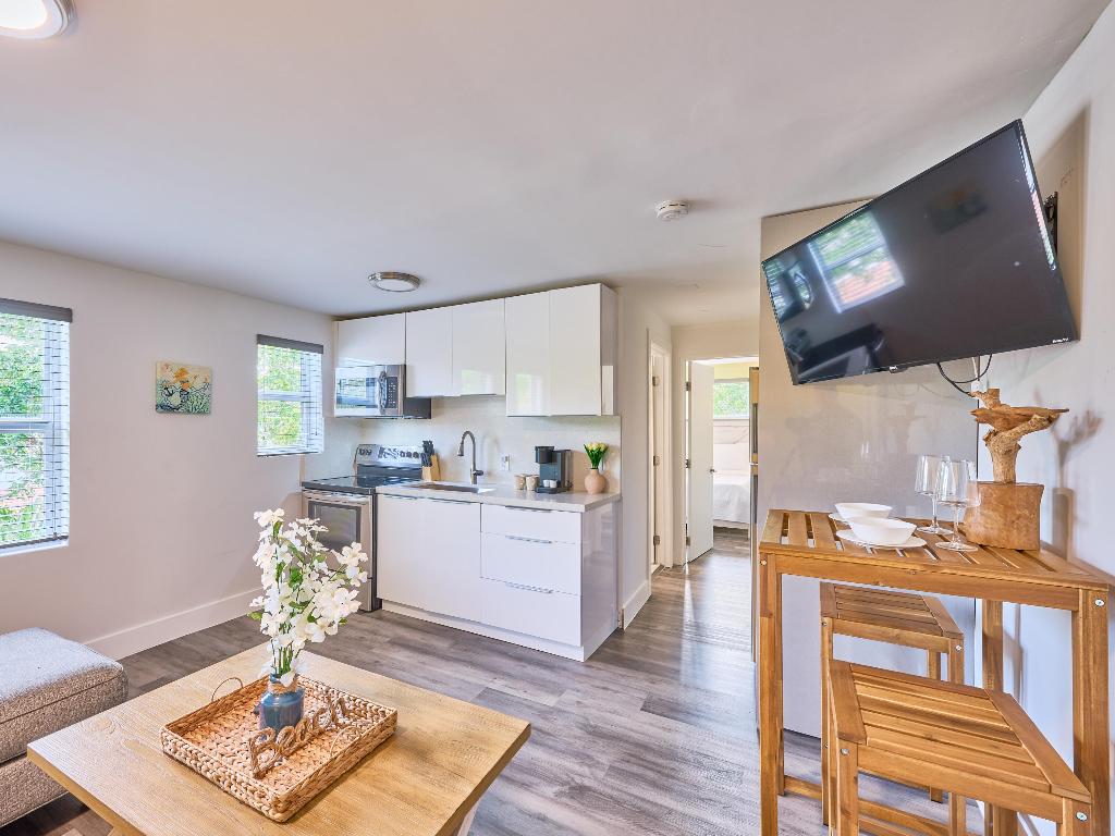 2020 Washington Street 1-8