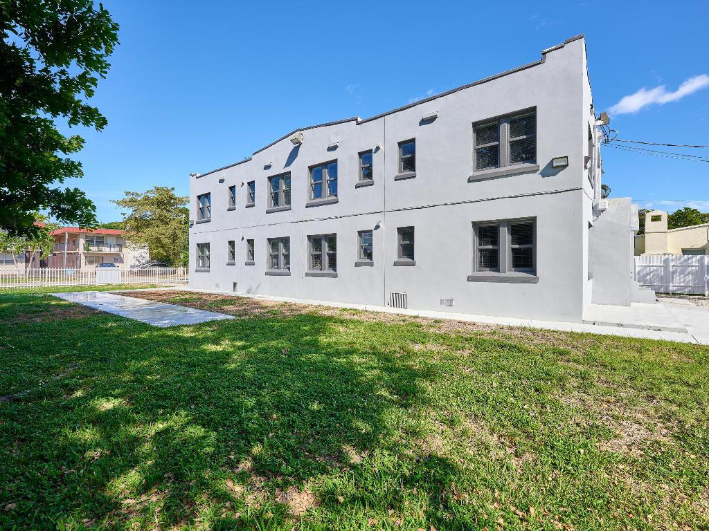 2020 Washington Street 1-8