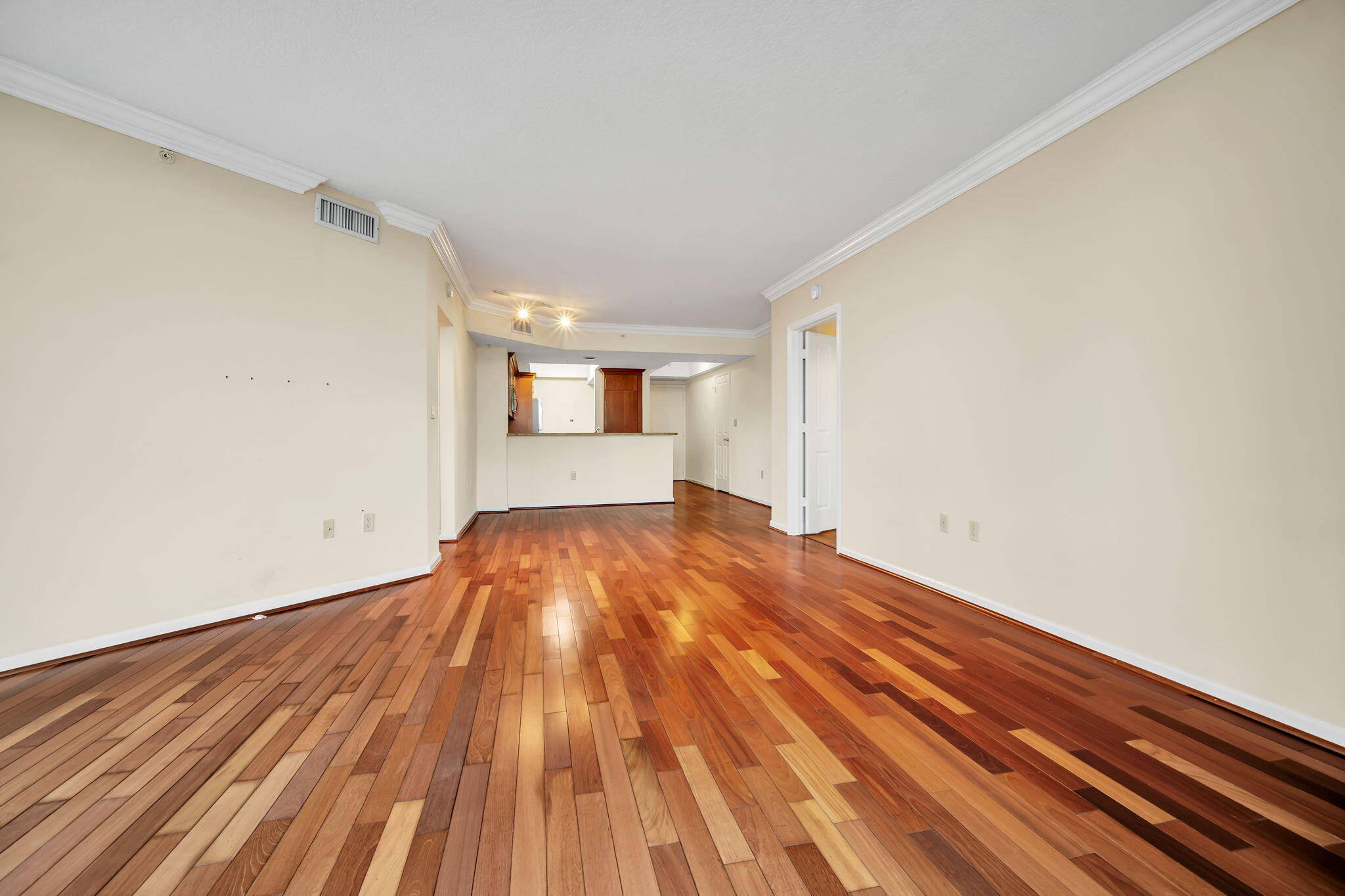 401 SW 4th Avenue 707