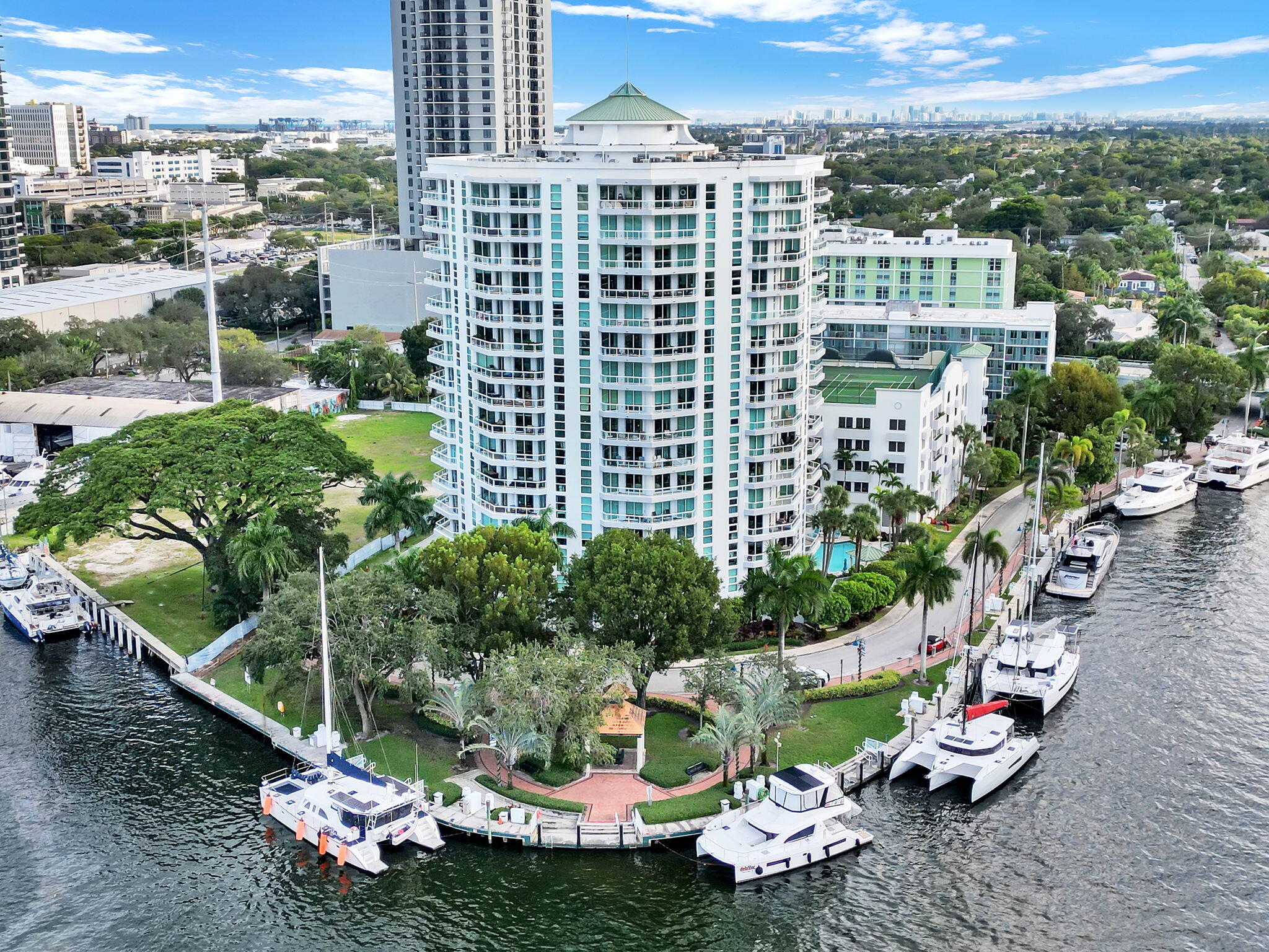 401 SW 4th Avenue 707