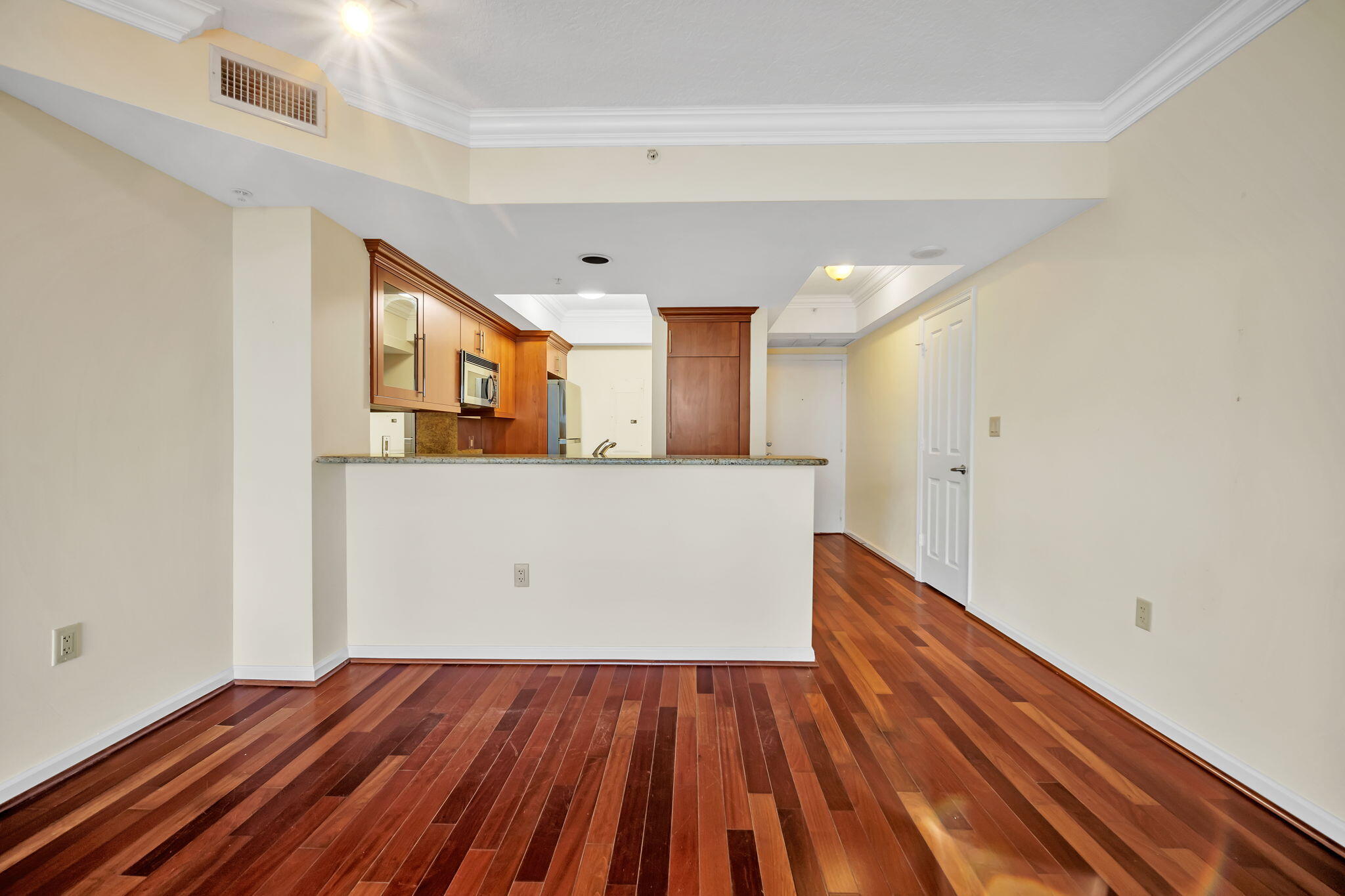 401 SW 4th Avenue 707