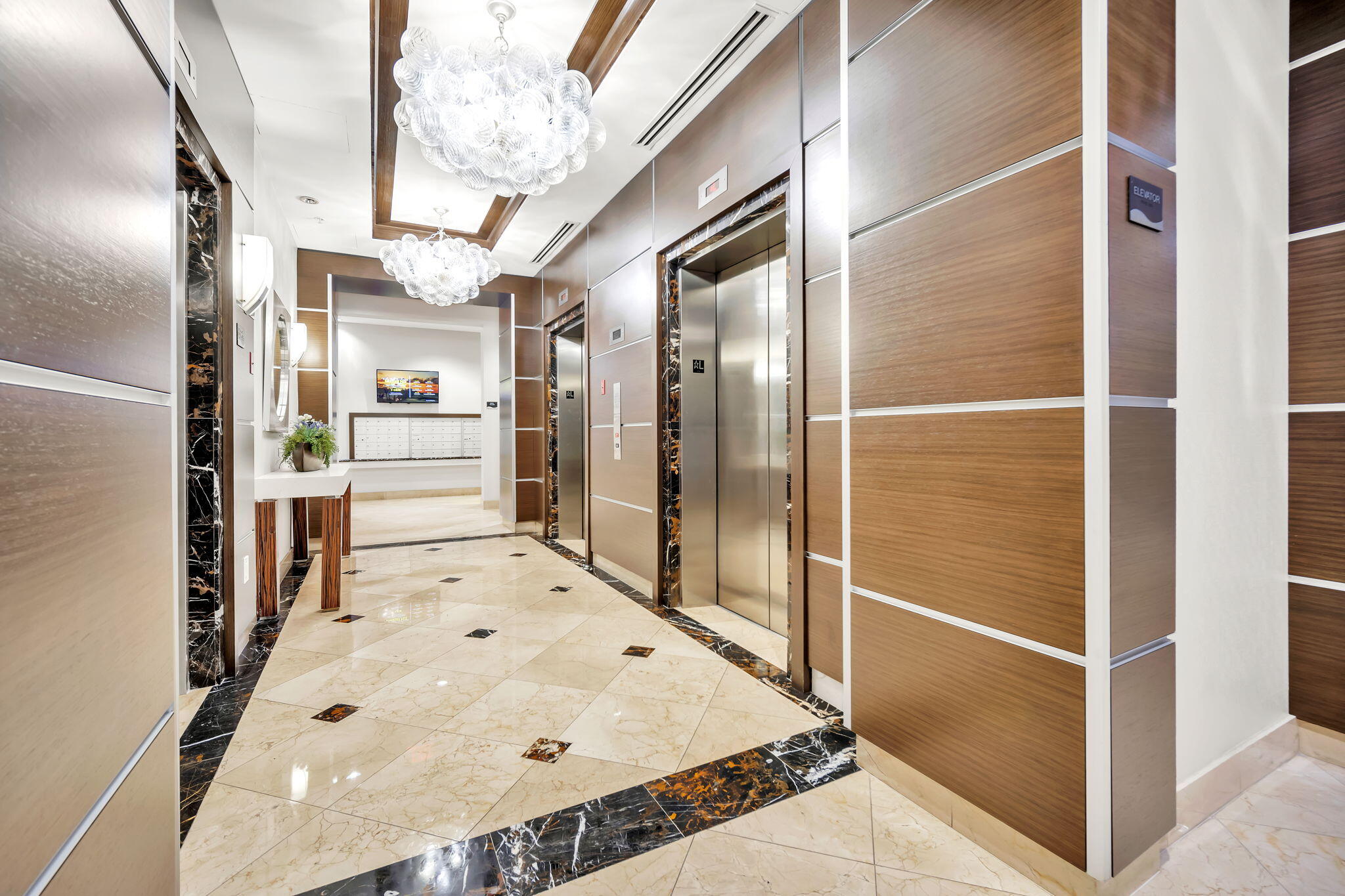 401 SW 4th Avenue 707