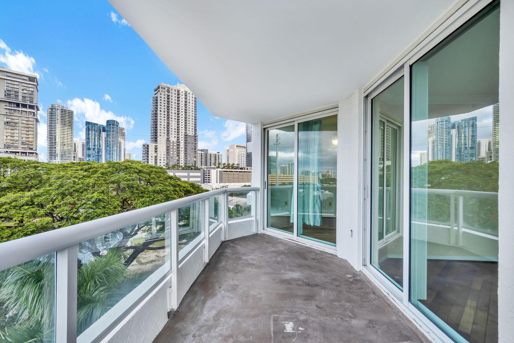 401 SW 4th Avenue 707