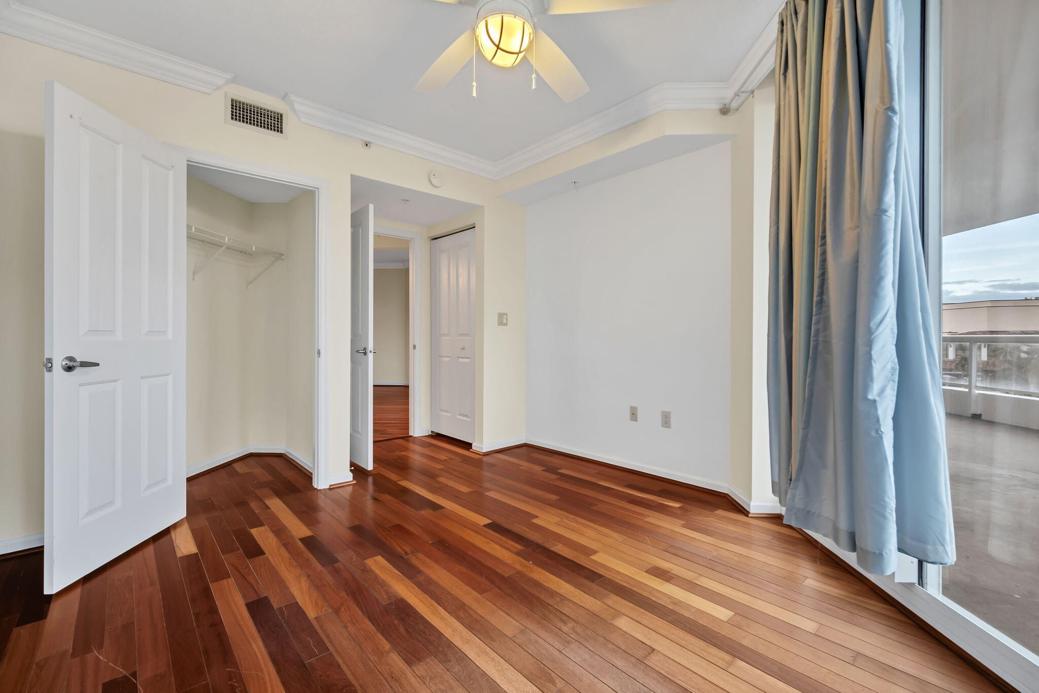 401 SW 4th Avenue 707