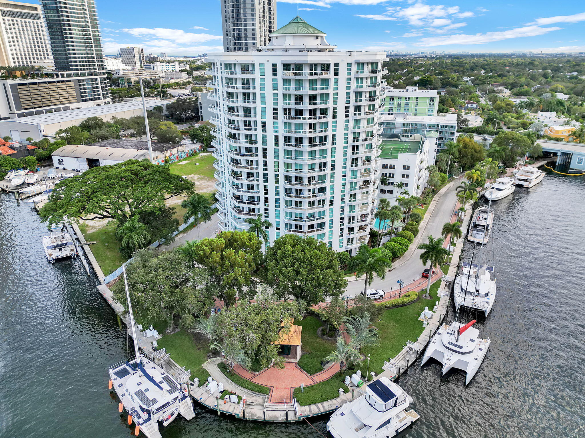 401 SW 4th Avenue 707