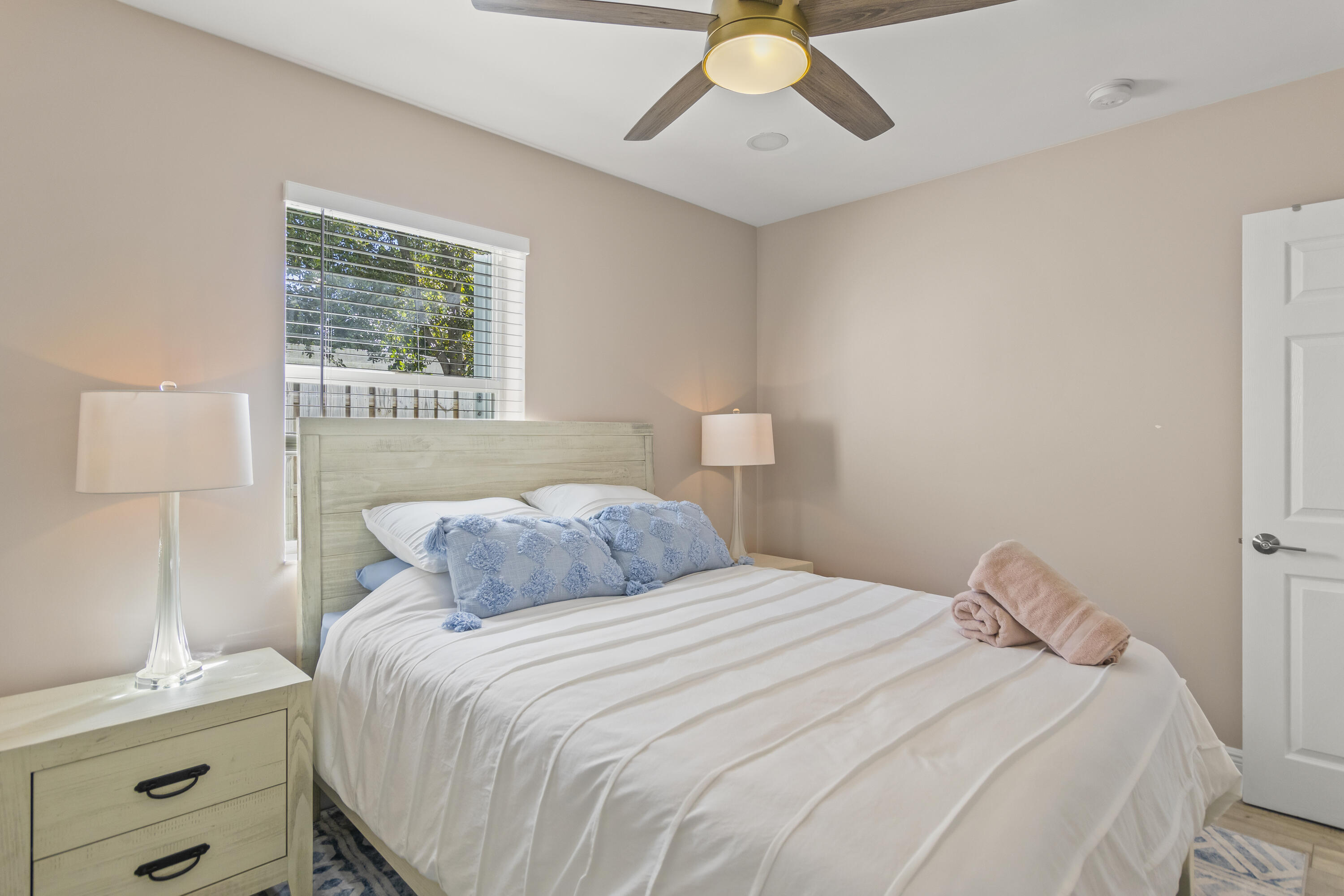 215 NE 17th Street