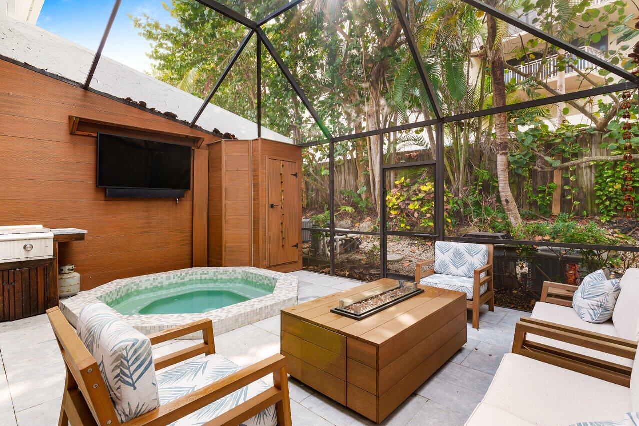 2115 S Ocean Boulevard 3