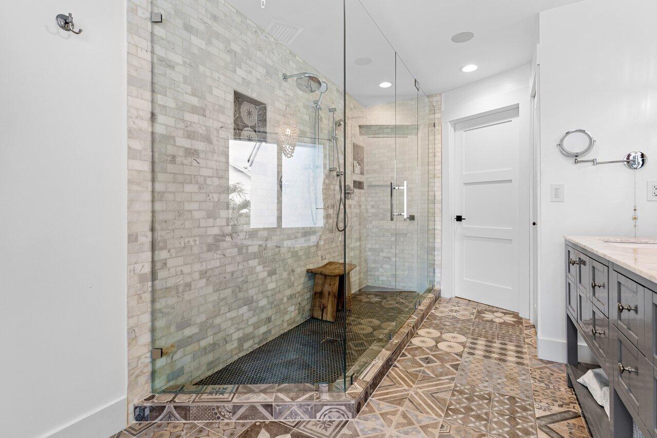 2115 S Ocean Boulevard 3