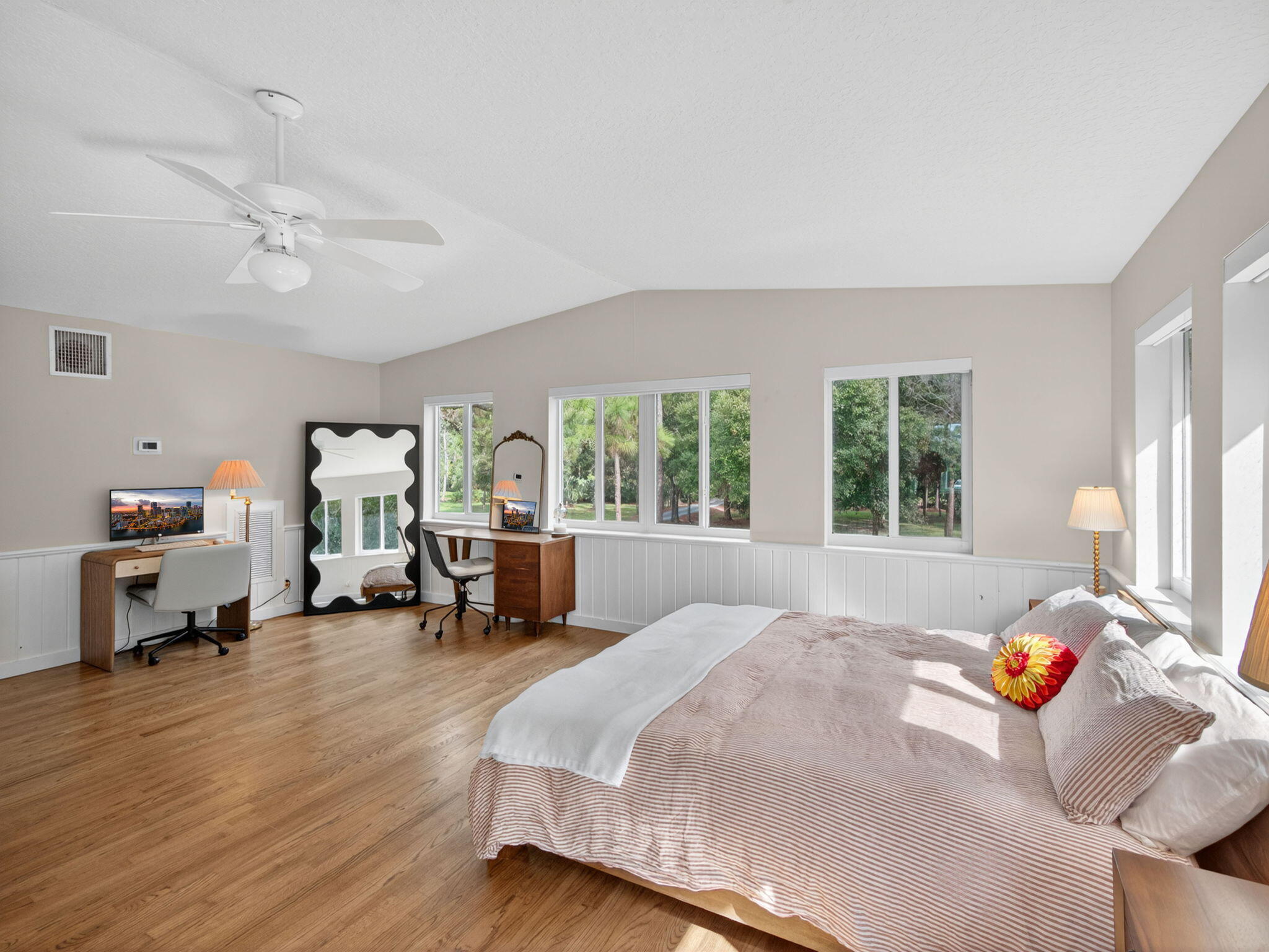 17593 Winterhawk Trail