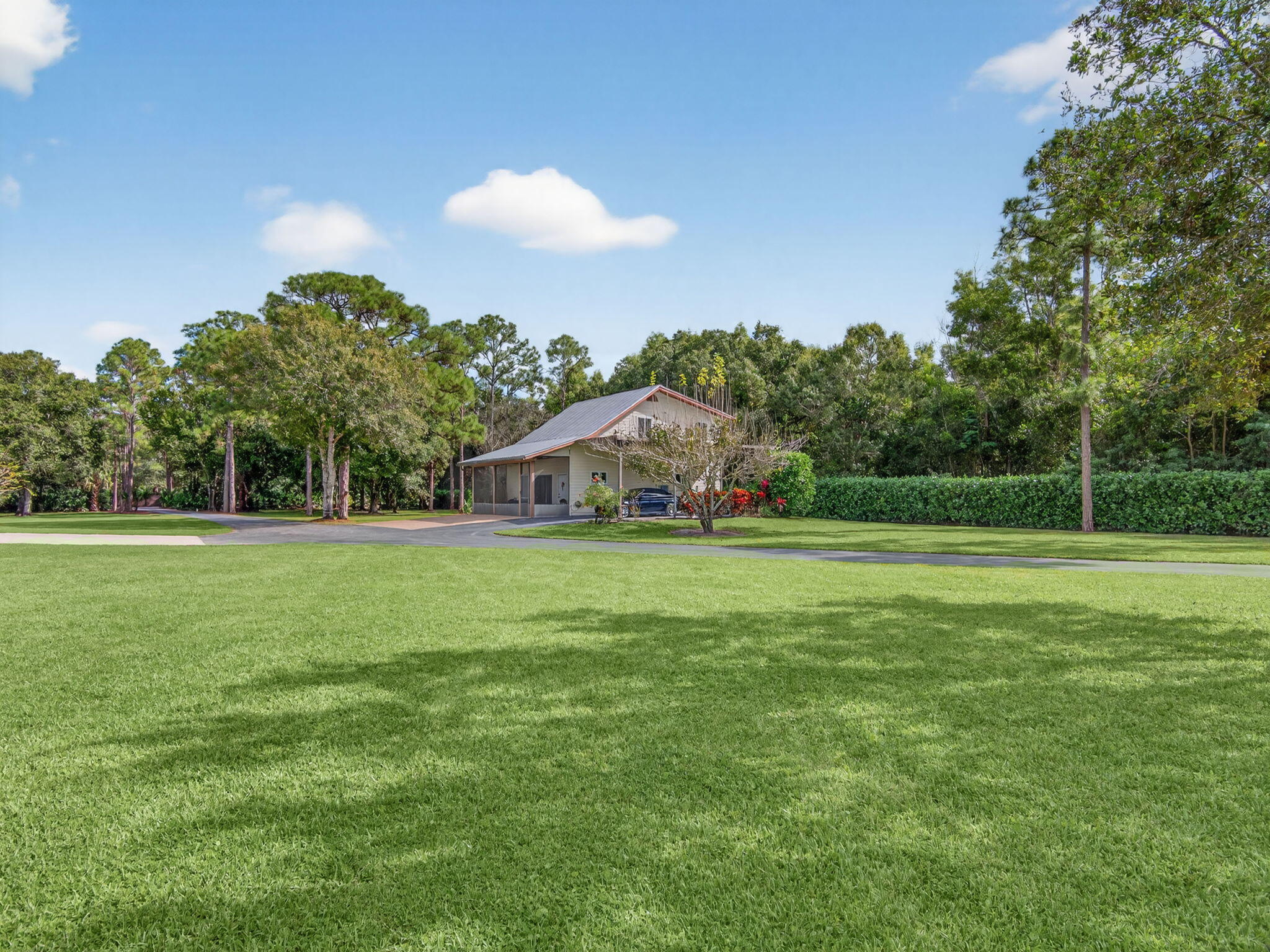 17593 Winterhawk Trail