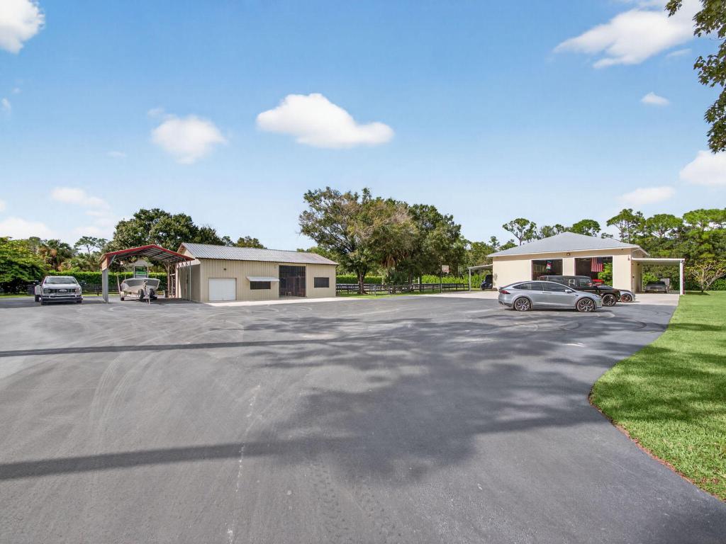 17593 Winterhawk Trail