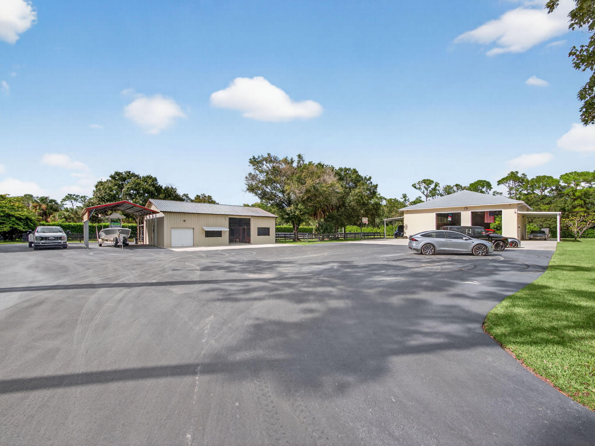 17593 Winterhawk Trail