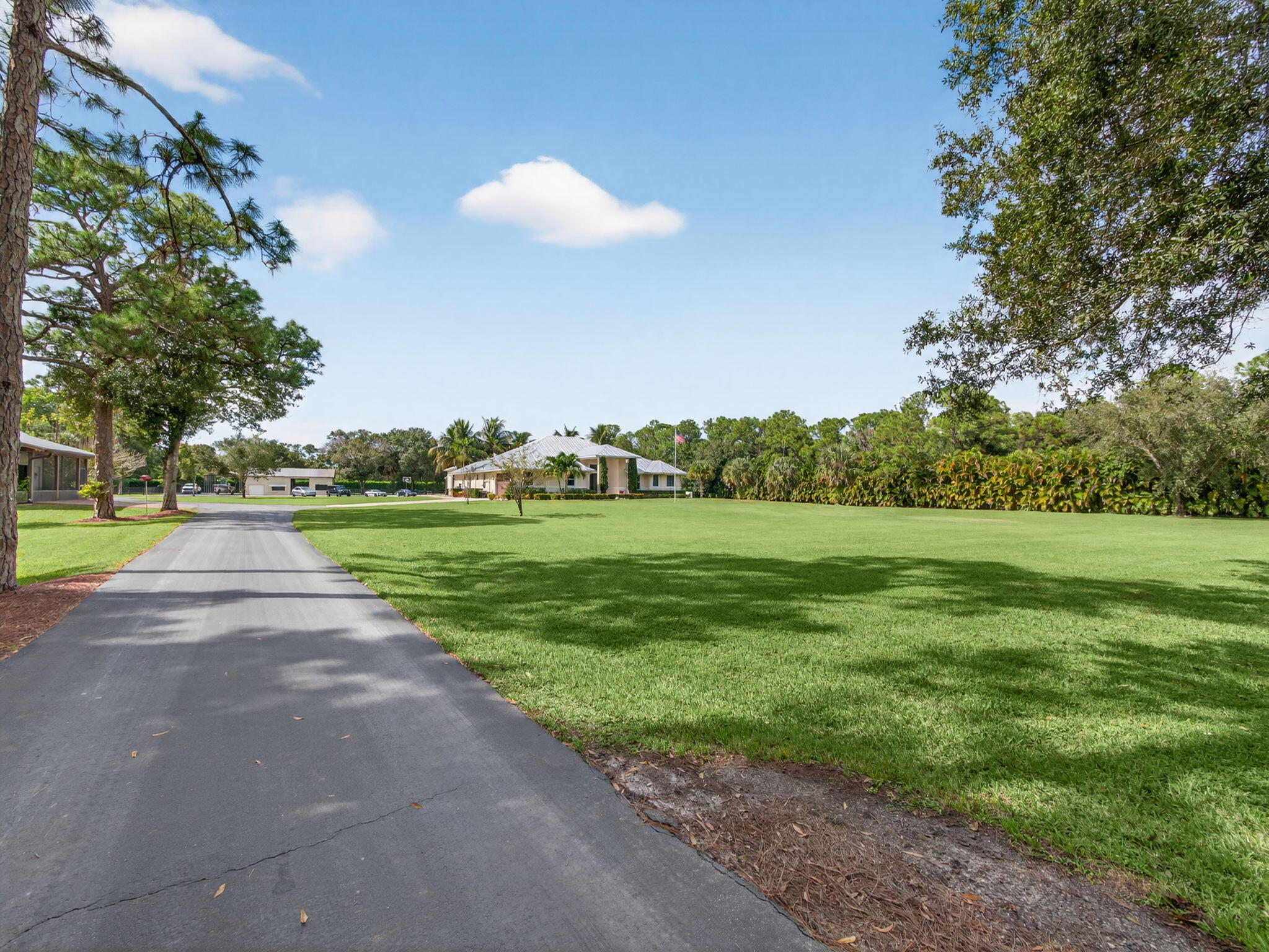 17593 Winterhawk Trail