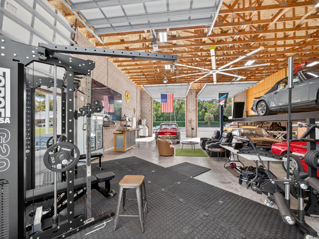 17593 Winterhawk Trail