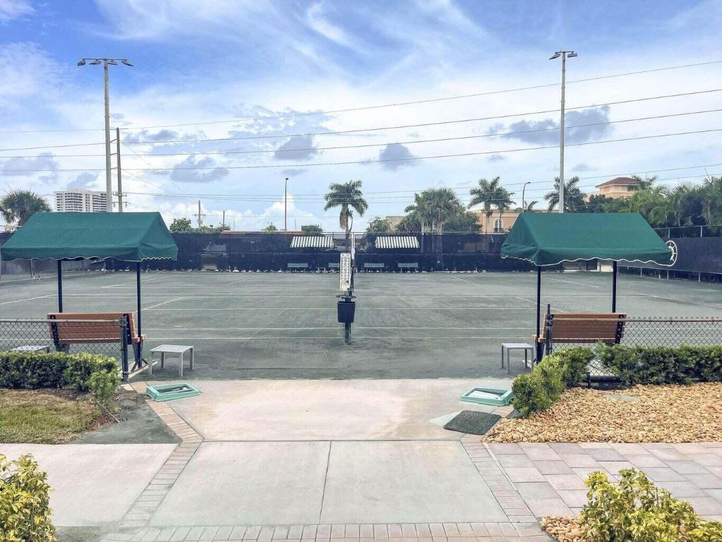 409 Lighthouse Drive, North Palm Beach