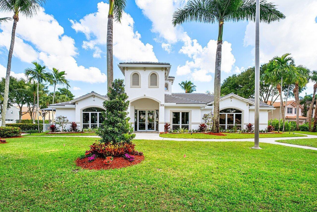 4835 N Classical Boulevard