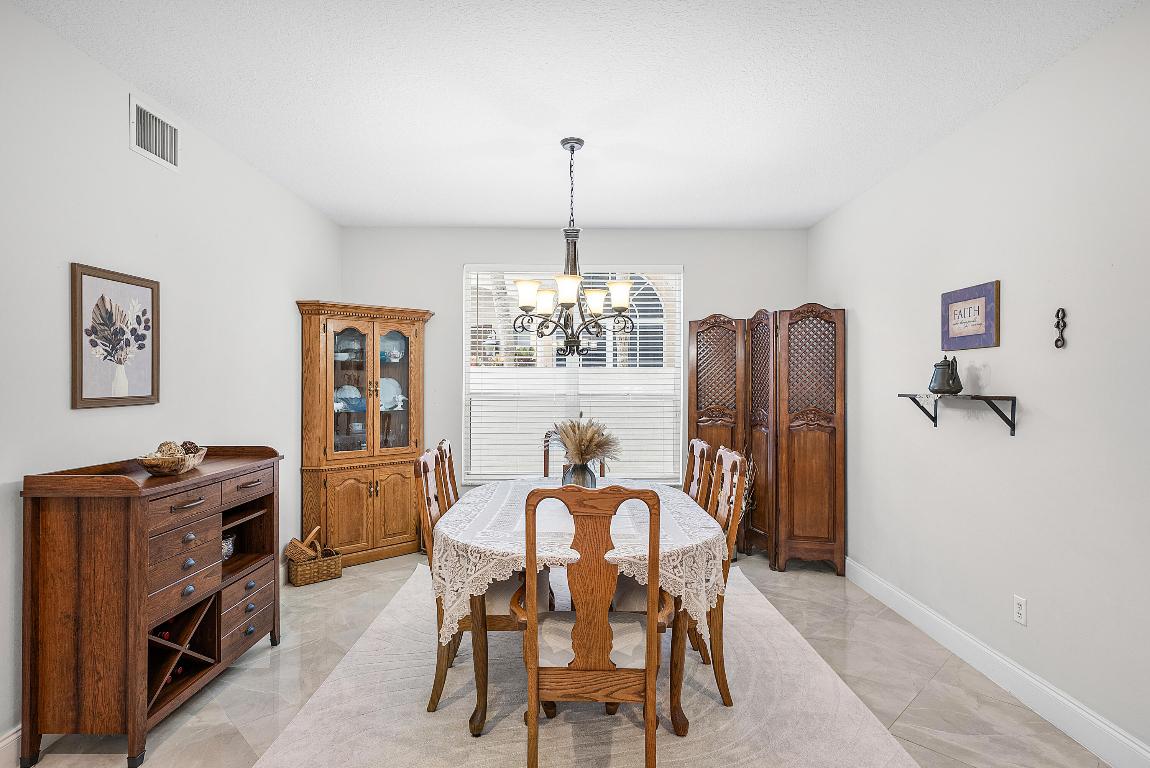 4835 N Classical Boulevard