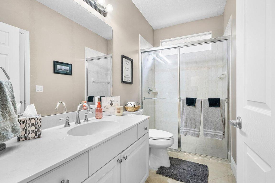 4835 N Classical Boulevard