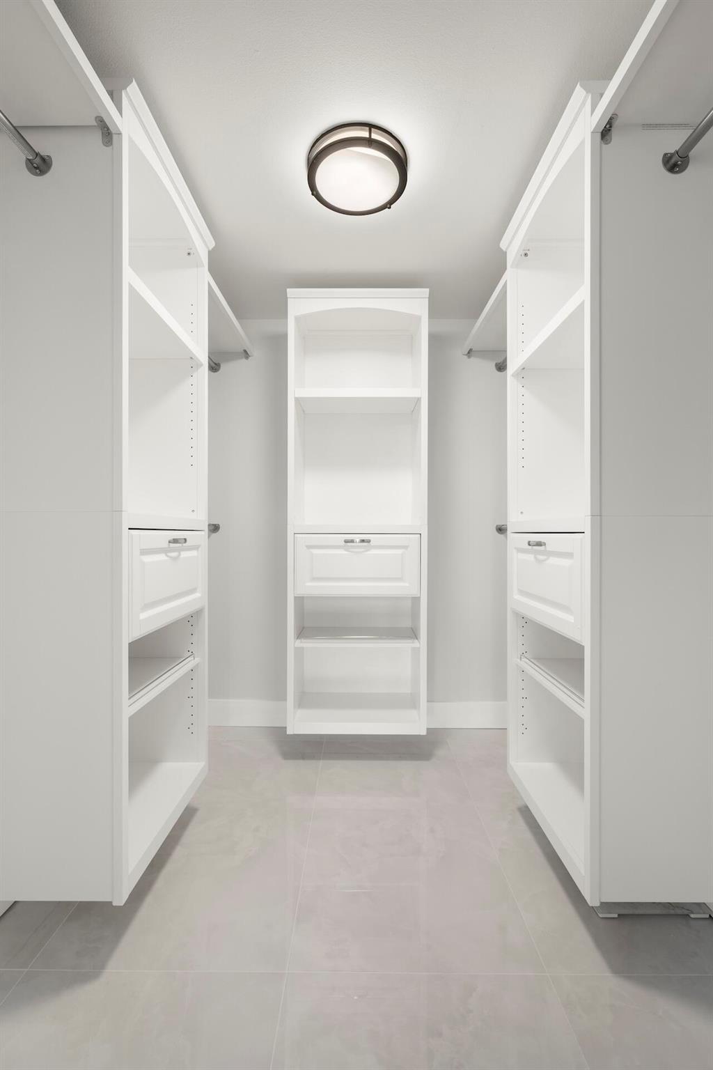 5600 N Flagler Drive 207