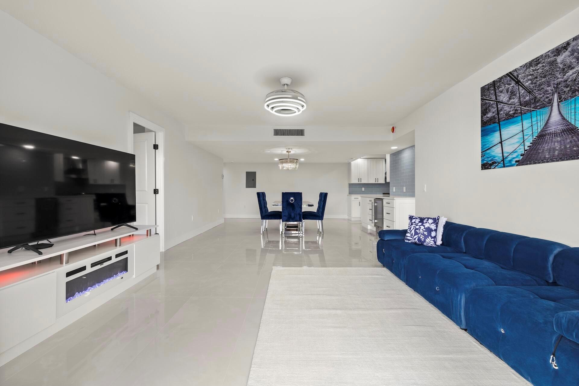 5600 N Flagler Drive 207