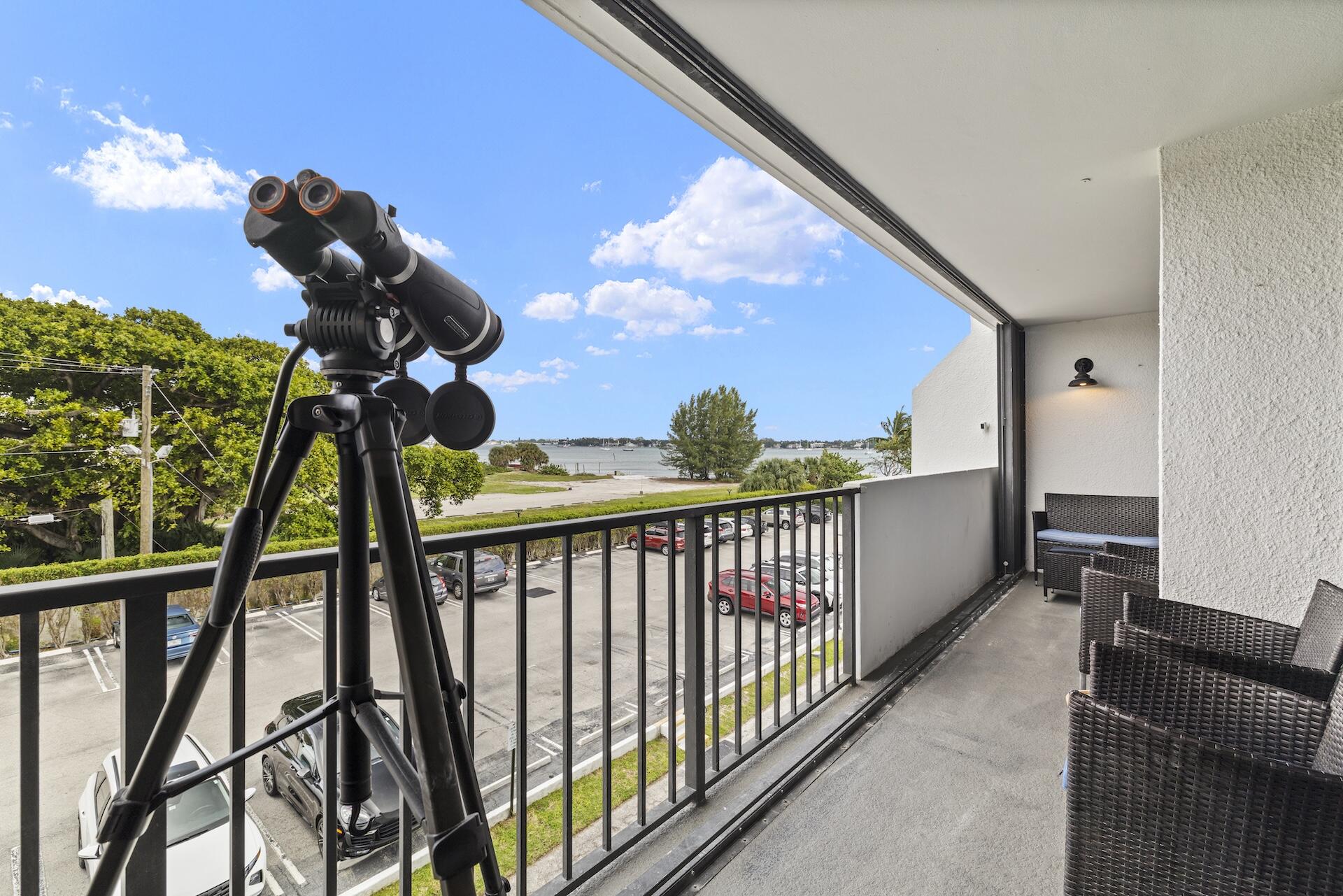 5600 N Flagler Drive 207