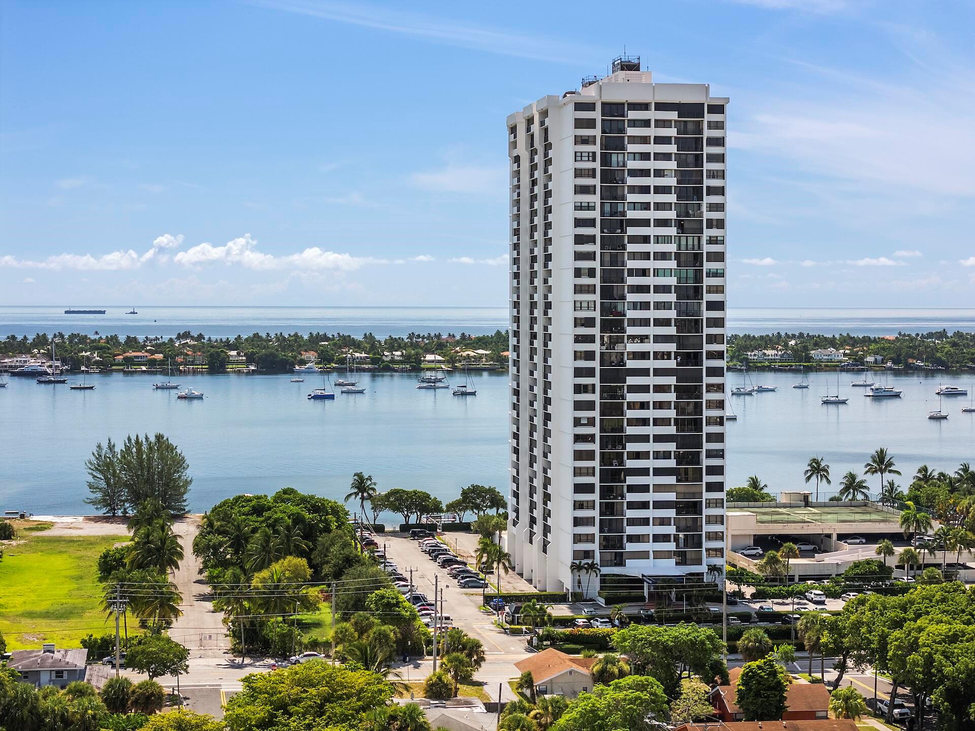 5600 N Flagler Drive 207