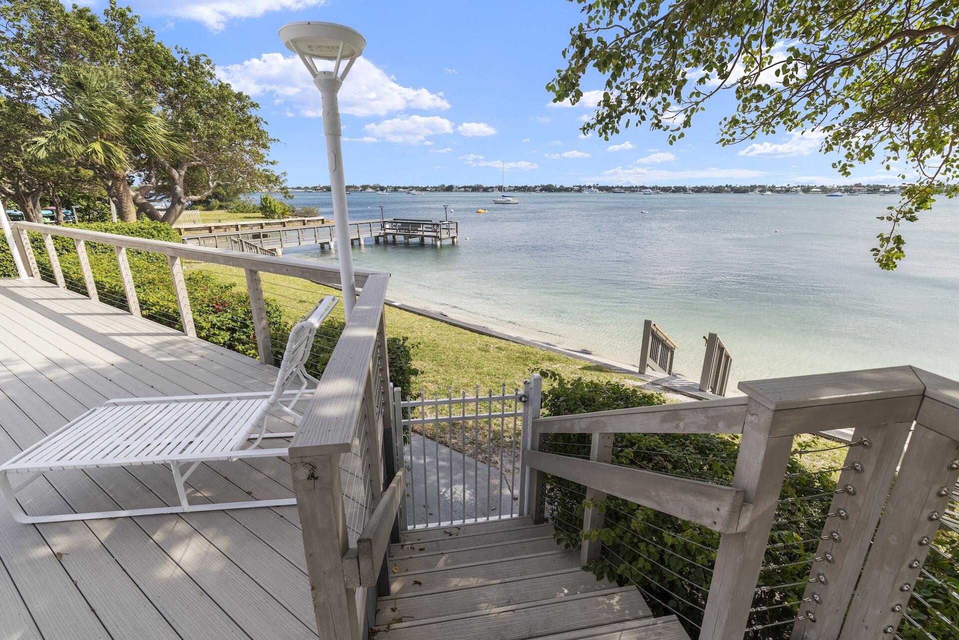 5600 N Flagler Drive 207