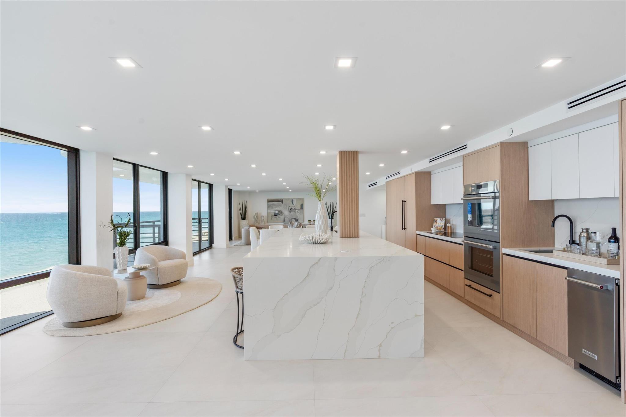 250 S. Ocean Blvd. 3e & 3f