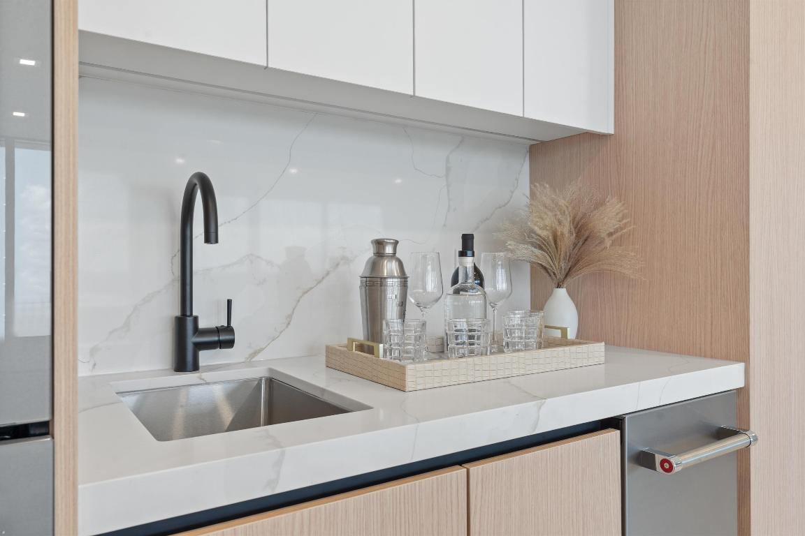 250 S. Ocean Blvd. 3e & 3f