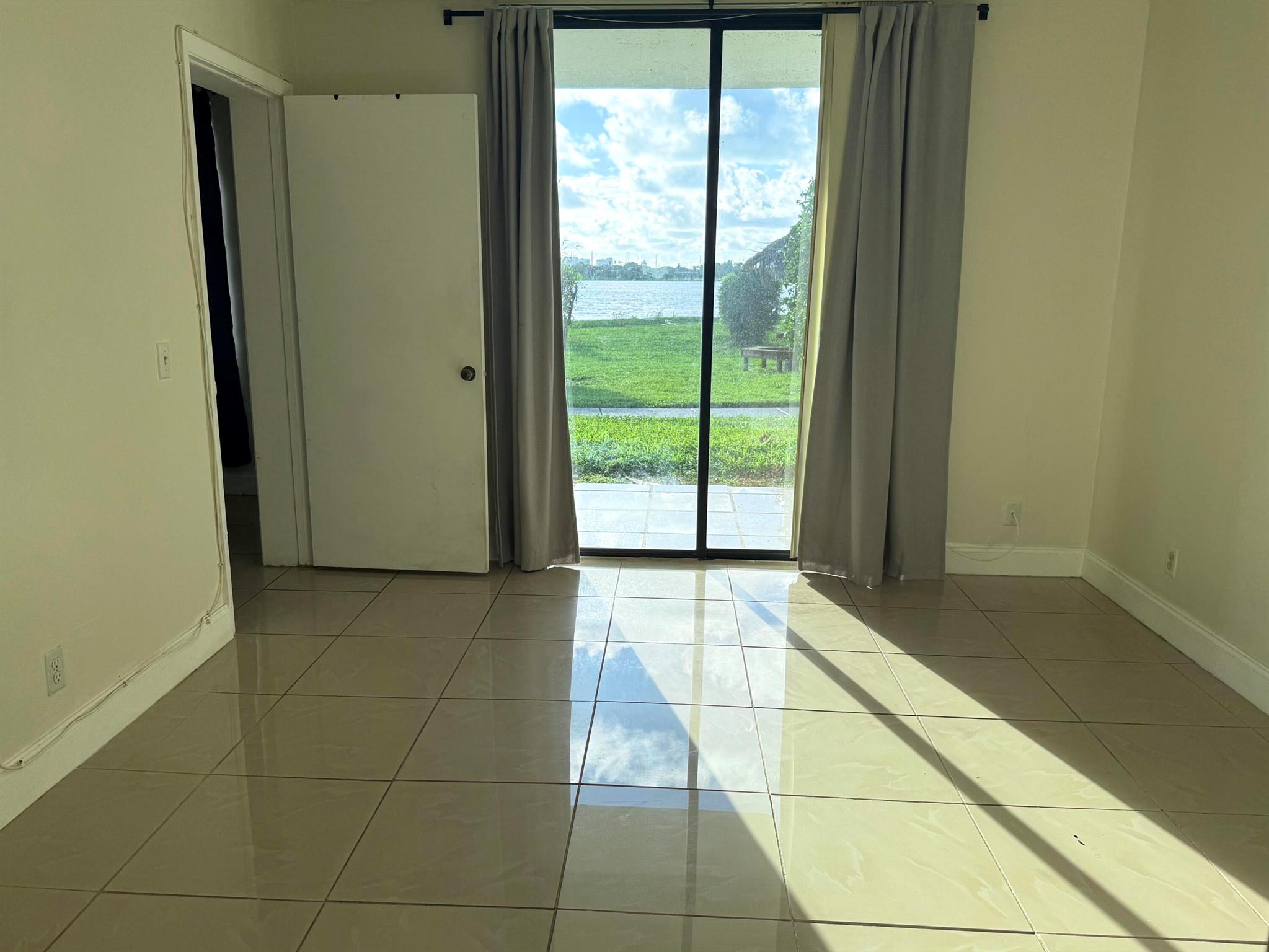 752 Executive Center Drive 112