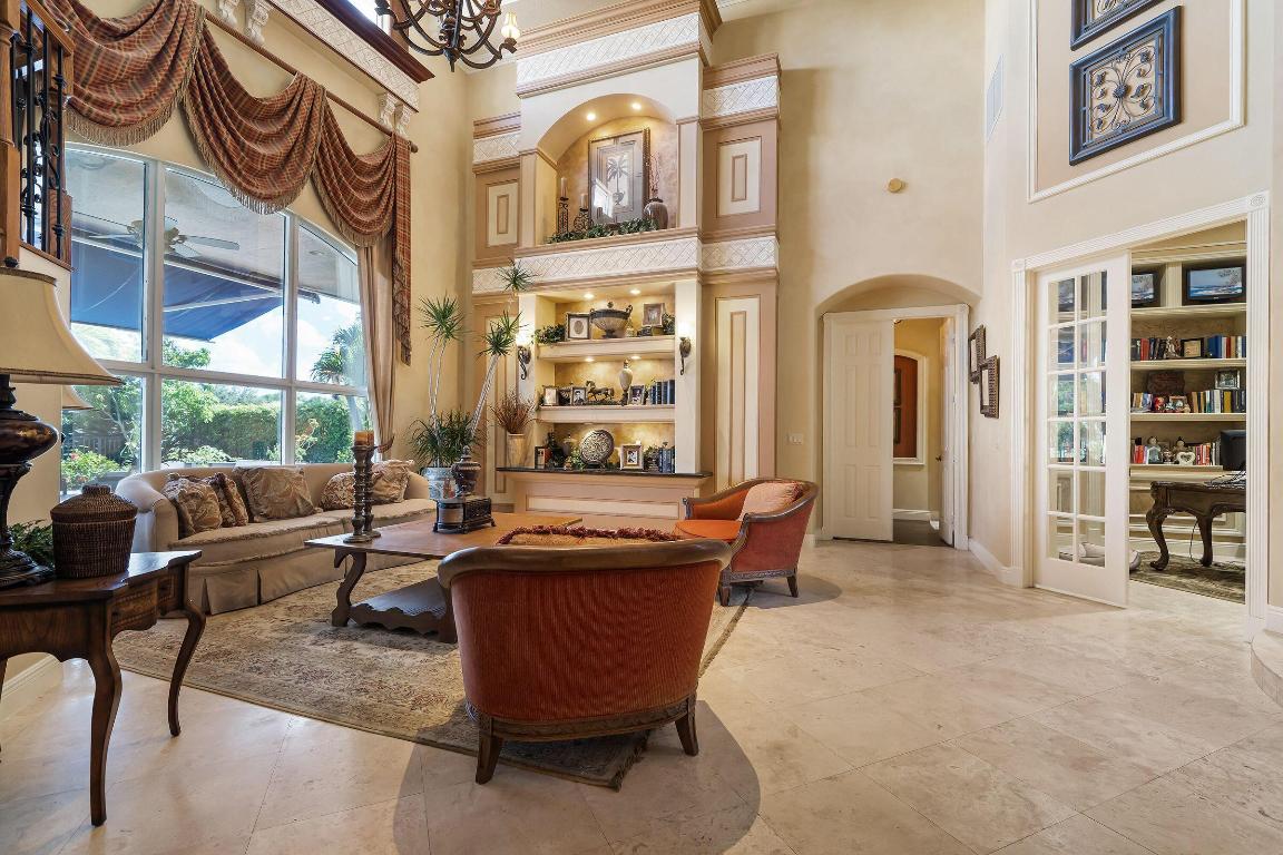 9238 Pineville Drive