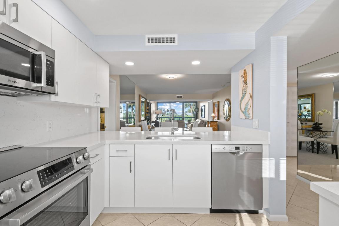 501 S Seas Drive 206